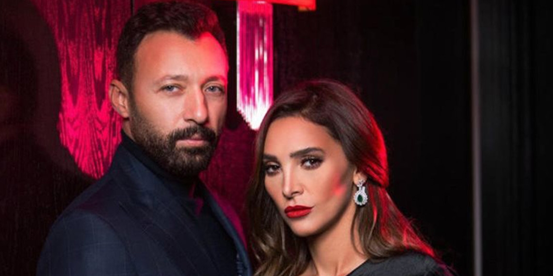 أميرة فراج تعلن انفصالها عن أحمد فهمي بعد 24 عامًا من الزواج