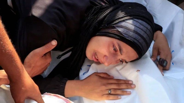 More than 20 Palestinians killed by Israeli fire near Gaza aid sites