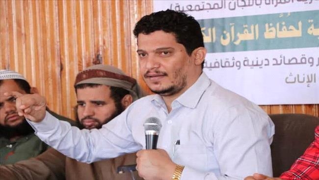 عدن.. مدير عام البريقة يدشن المسابقة الرمضانية القرآنية والثقافية الثانية للذكور والإناث بالمديرية