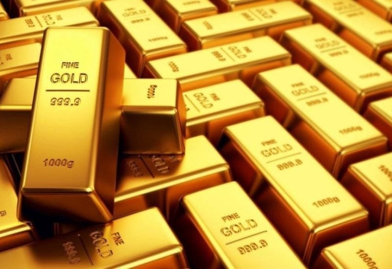 الذهب يواصل خسائره مع اقتراب أمريكا والاتحاد الأوروبي من اتفاق