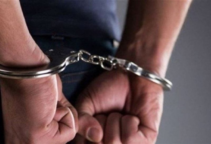 سرق مبلغاً كبيراً وخبأه في مبنى قيد الإنشاء يُقيم فيه