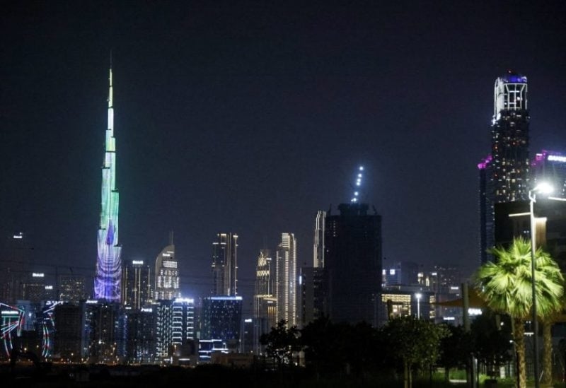 شركات عقارية في دبي توسع نشاطها لتشمل التشييد لمضاعفة الأرباح