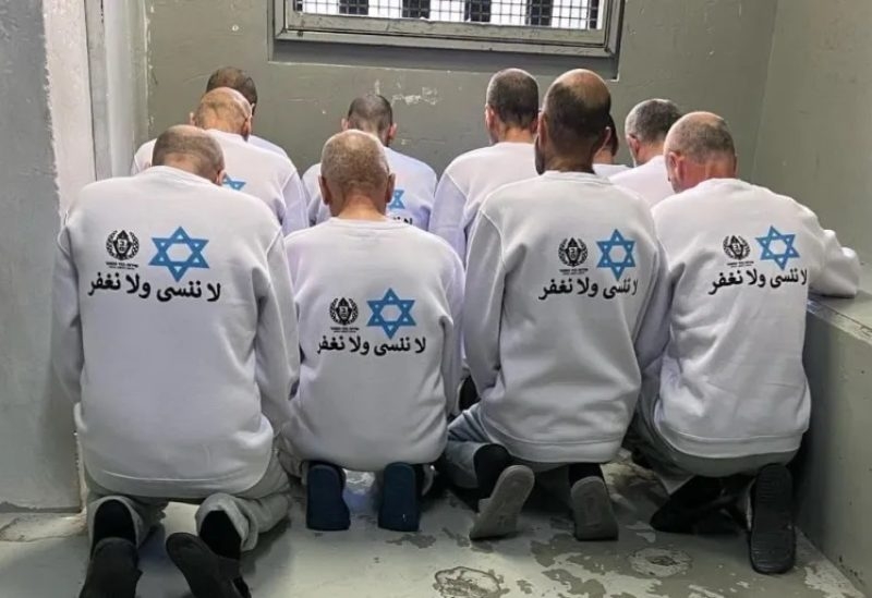 موجة من الانتقادات اللاذعة ضد إسرائيل بسبب إهانتها للأسرى الفلسطينيين!