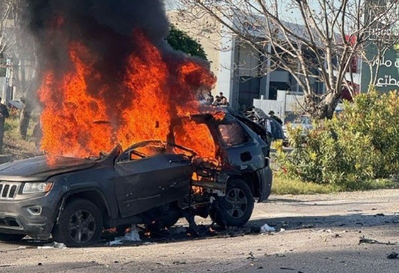 فيديو.. غارة تستهدف سيارة على أوتوستراد الغازية قرب صيدا