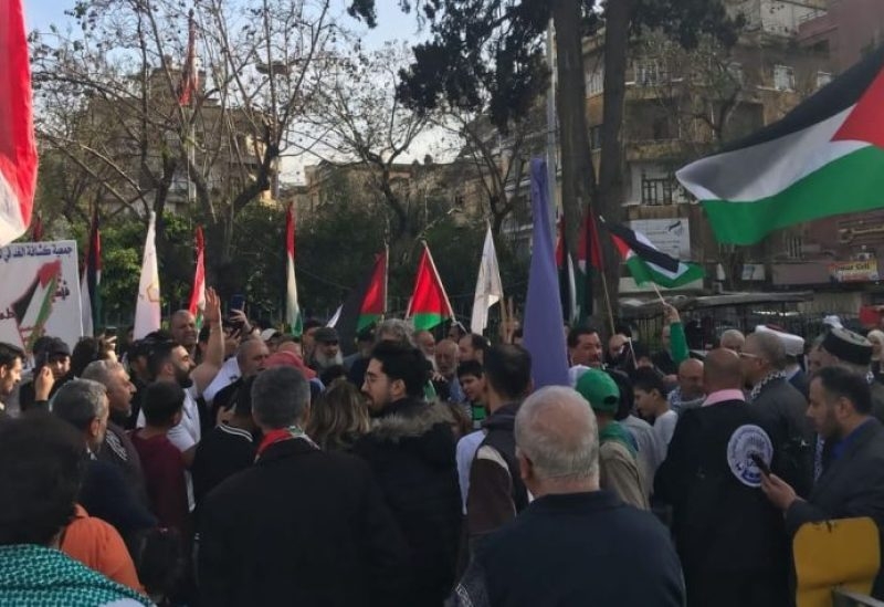 تضامناً مع غزة.. وقفة في المسجد المنصوري الكبير ومسيرة تجوب أحياء طرابلس