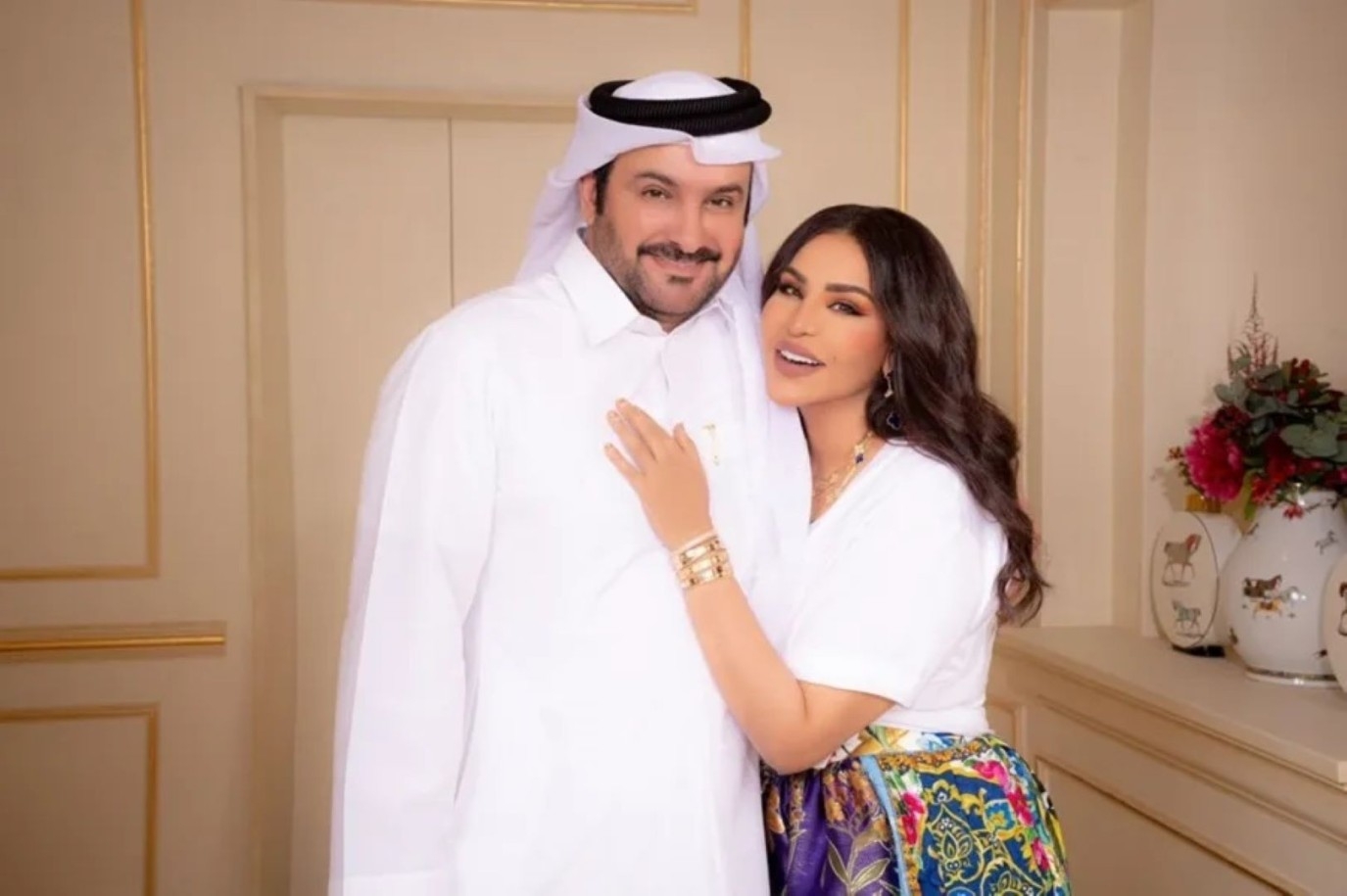 بأجواء رومانسية.. هكذا احتفل مبارك الهاجري بيوم ميلاد زوجته أحلام وهذه رسالته لها!