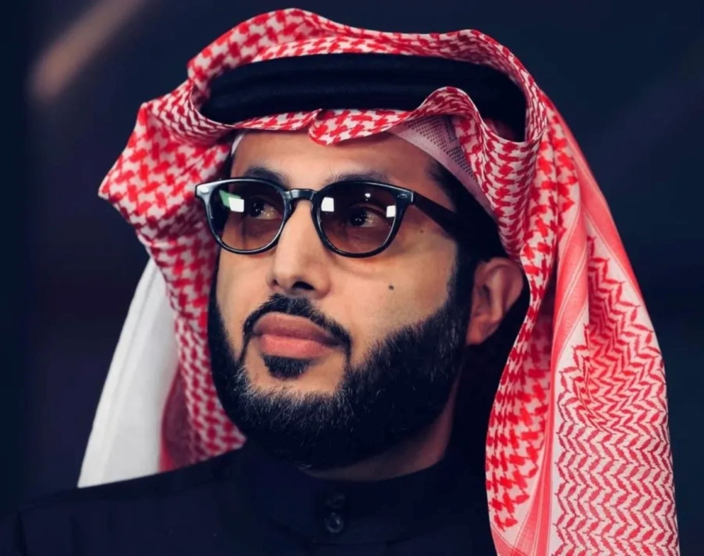 هذا ما طلبه تركي آل الشيخ من أيمن زيدان