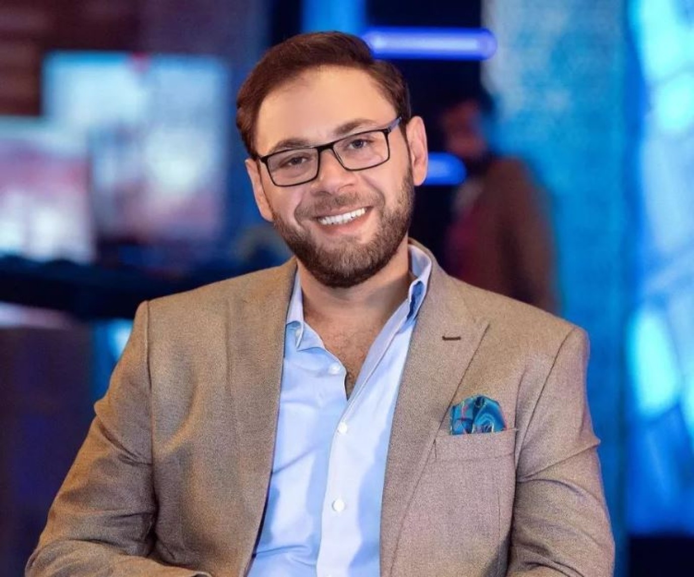 محمد علي رزق بطل مسرحية في يوم وليلة في عيد الفطر 2025
