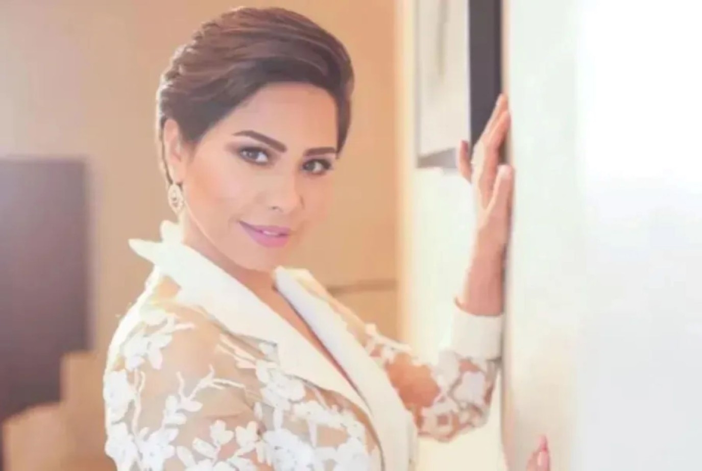 حكم قضائي ينهي علاقة شيرين عبد الوهاب بـ روتانا والشركة ملزمة بتعويضها