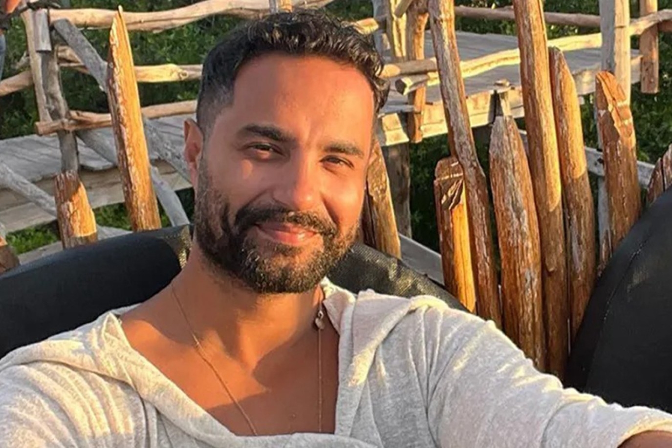 كريم فهمي يتصدر الترند بسبب مي عمر.. فما القصة؟
