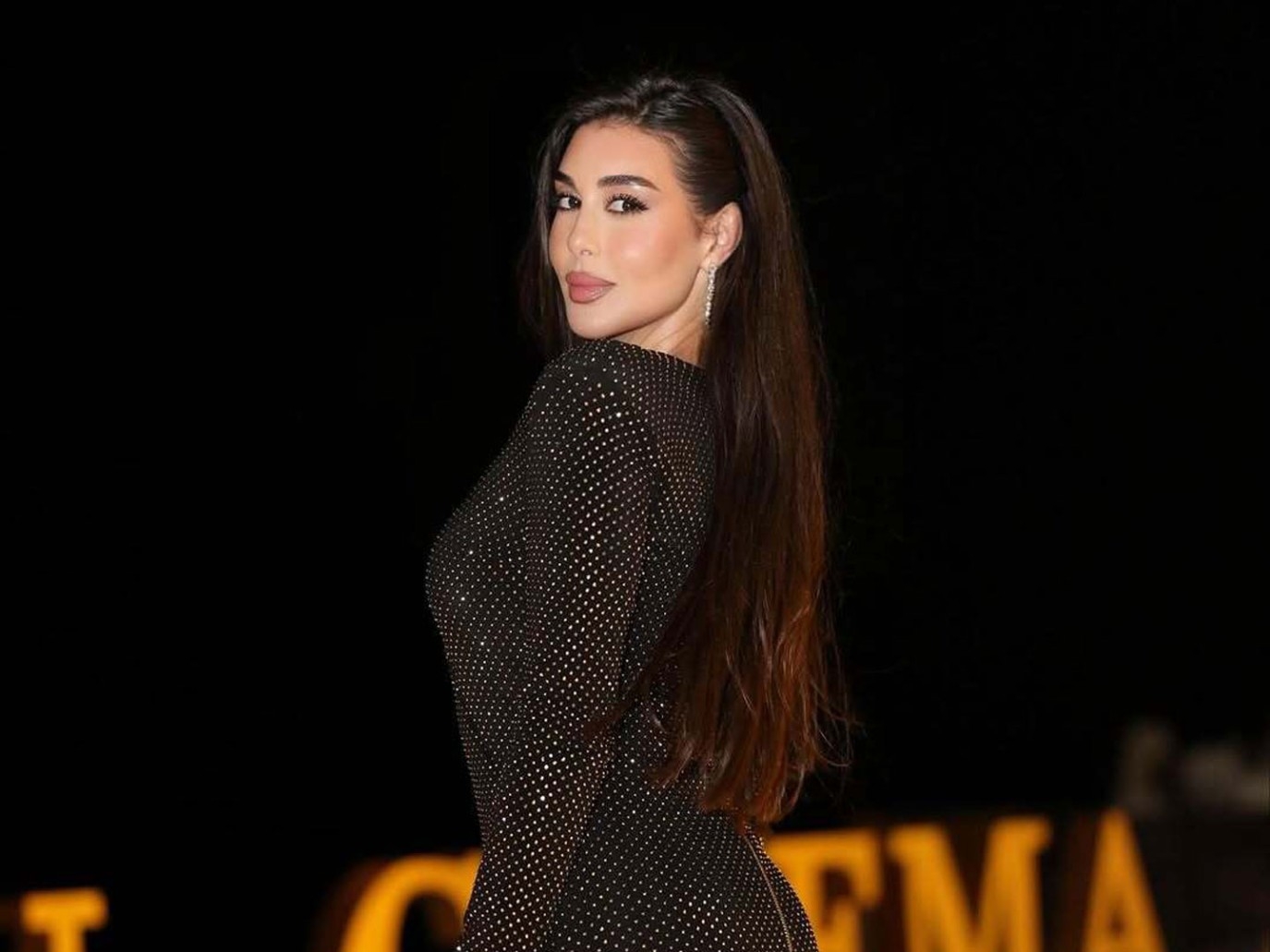ياسمين صبري وباميلا الكيك بنفس الفستان.. اكتشفي إطلالات متشابهة تتكرر للنجمات