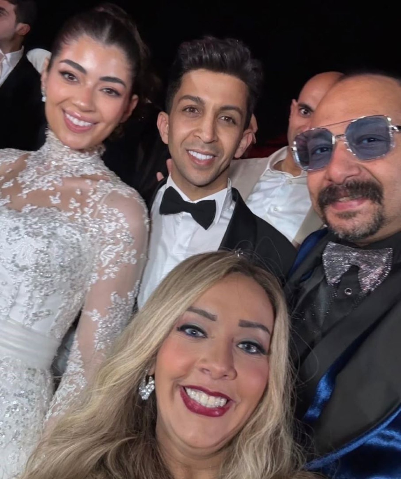 المشاهير يحتفلون بزفاف ليلى أحمد زاهر وهشام جمال : رسائل حب