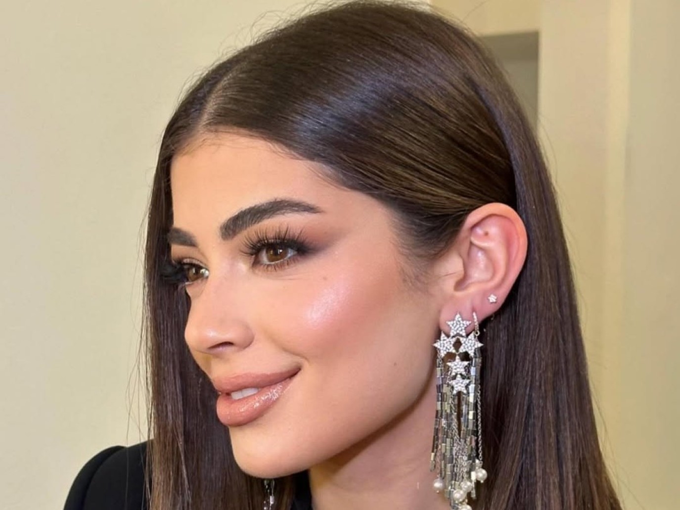 ليلى أحمد زاهر تحتفل بزفافها: إليكِ أجمل صيحات جمالية للشابات بأسلوبها