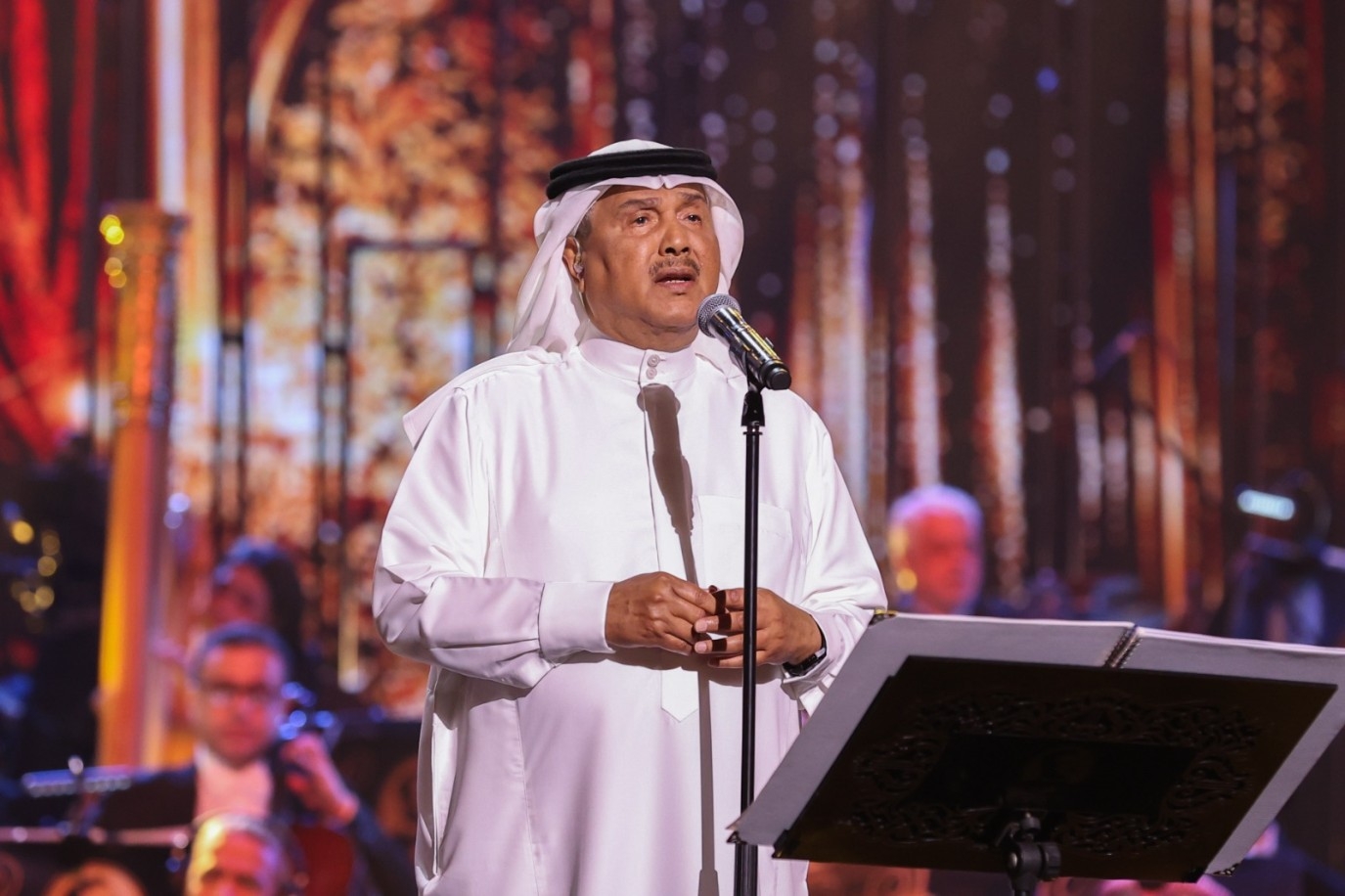 فنان العرب محمد عبده يتألق في حفل استثنائي بالأوبرا برعاية روتانا.. بالصور