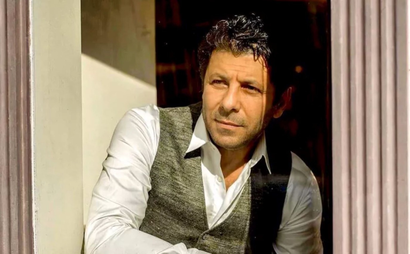 إياد نصار يروج لفيلم المشروع x ويكشف عن اسم شخصيته