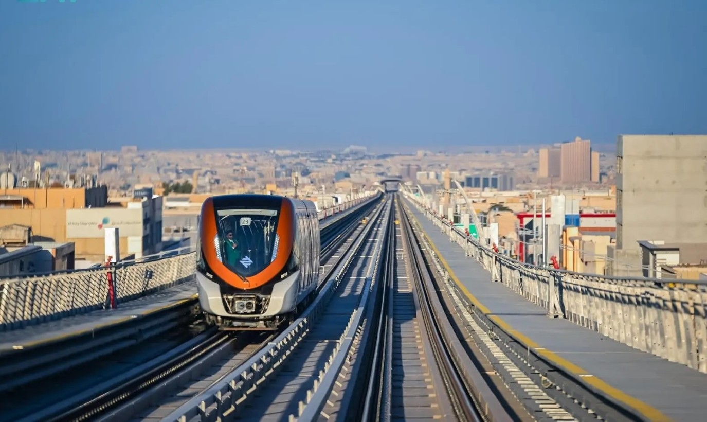 بدء تشغيل 3 محطات ضمن المسار البرتقالي لقطار الرياض