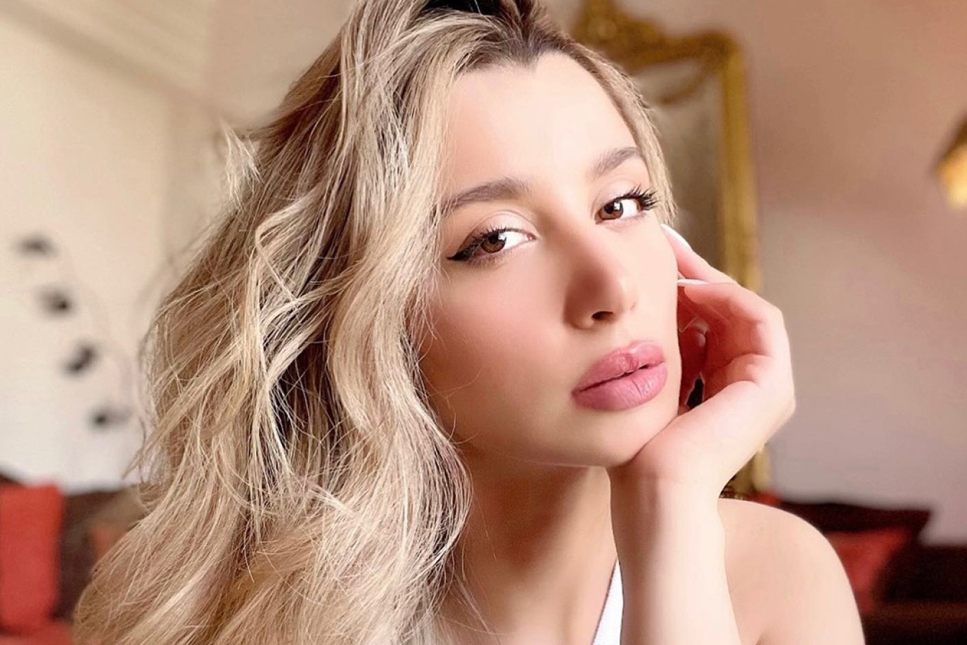 مملكة الحرير يعيد سارة التونسي للدراما المصرية بعد 5 سنوات من أزمتها مع جمال العدل