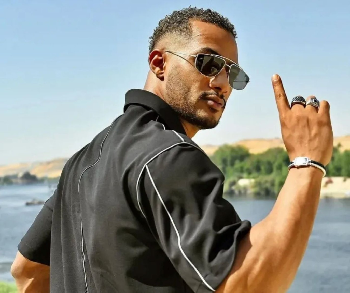 محمد رمضان يهنئ جمهوره بالسنة الهجرية الجديدة ويعلق على شائعات غيابه عن الدراما
