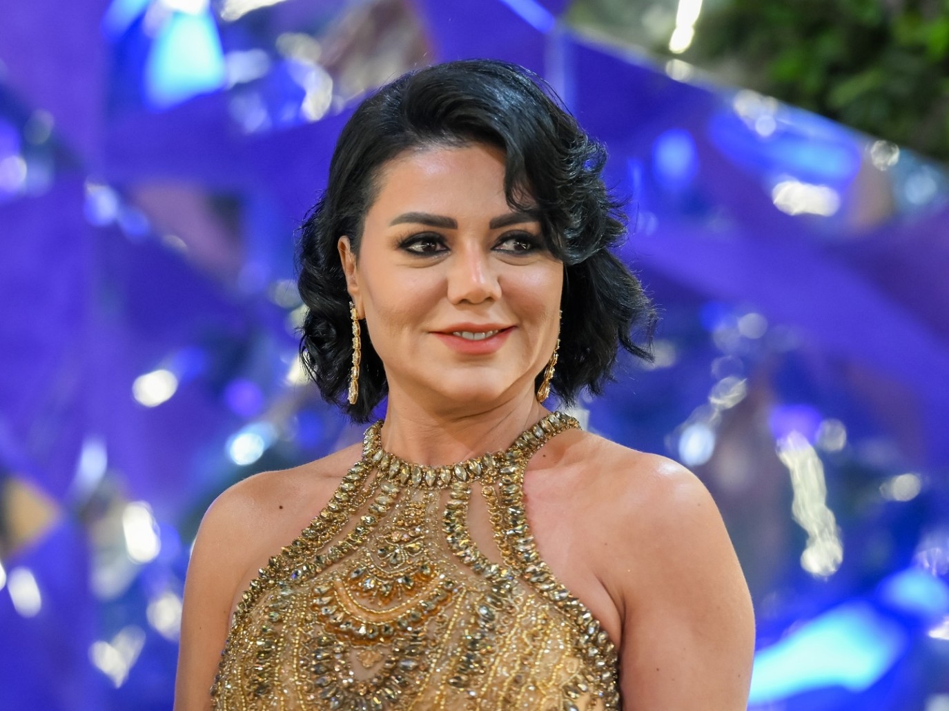 سيد رجب ورانيا يوسف في مسلسل جديد عن مخاطر السوشيال ميديا