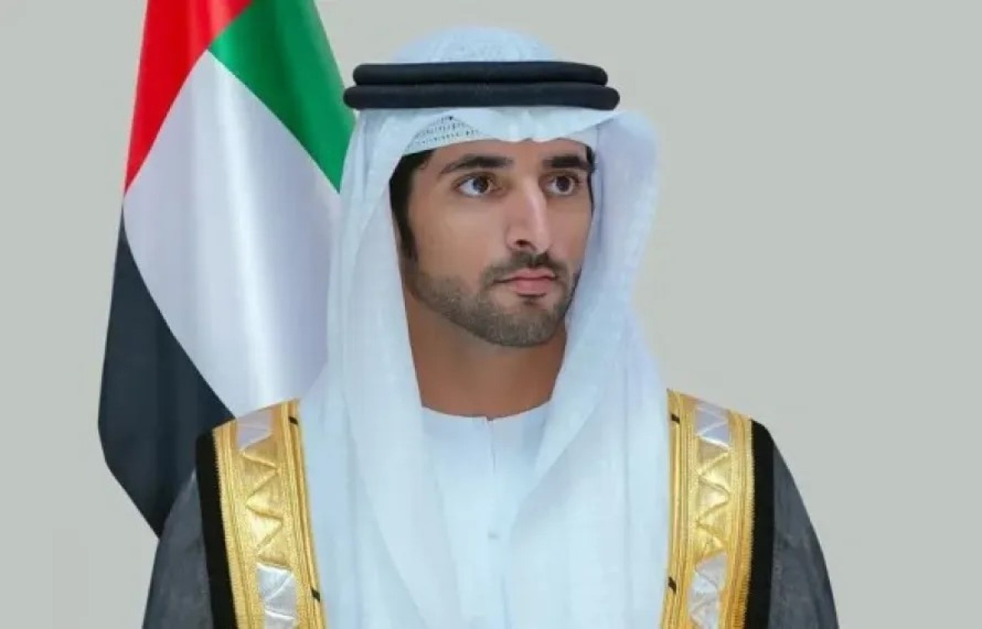 حمدان بن محمد يعتمد إطلاق نظام تصنيف عالمي يوضح مدى مشاركة الذكاء الآلي مع الإنسان في البحوث وإنتاج المحتوى