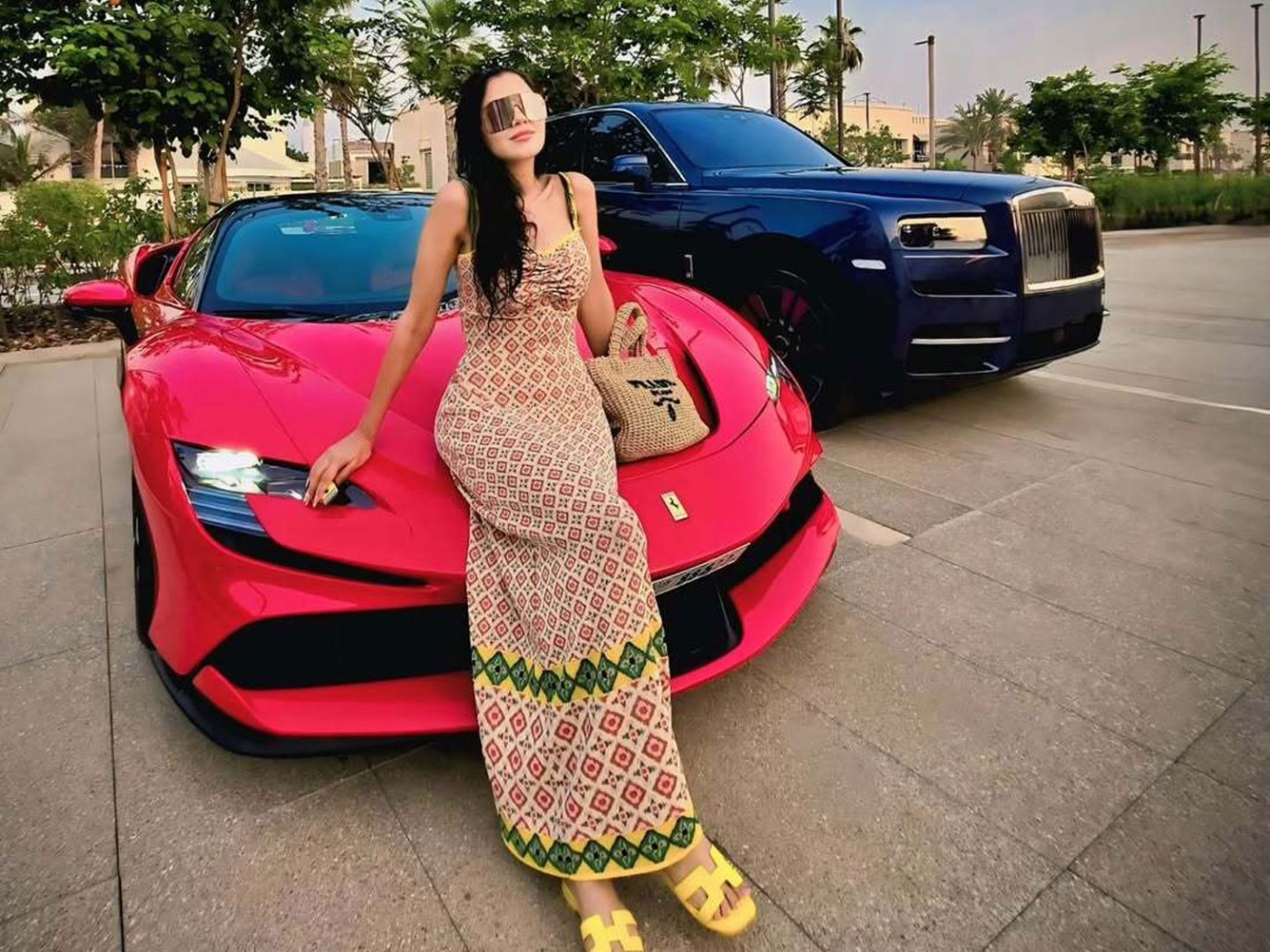 أبرزهن مي عمر.. اكتشفي أجمل 5 إطلالات صيفية للنجمات العربيات