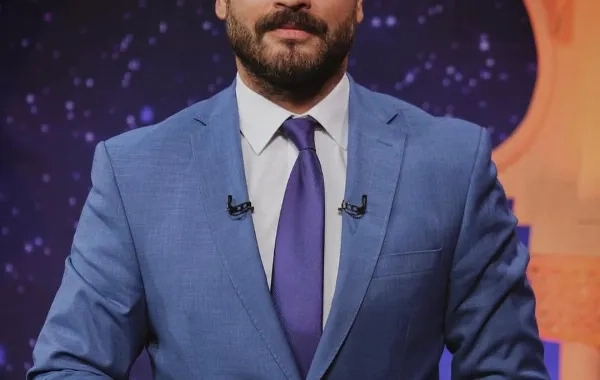 أكرم من مين
