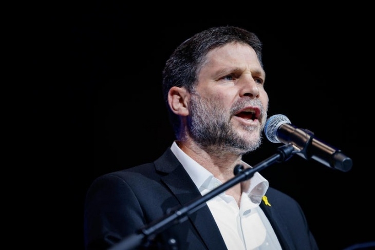 سموتريتش يواصل التحريض على القتل: كما دمرنا رفح وخان يونس فيجب أن ندمر بروقين وكفر الديك