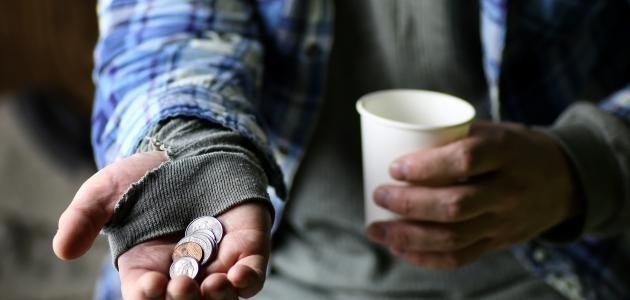 ضبط متسول لديه أملاك وبحوزته 752 دينارا في إربد