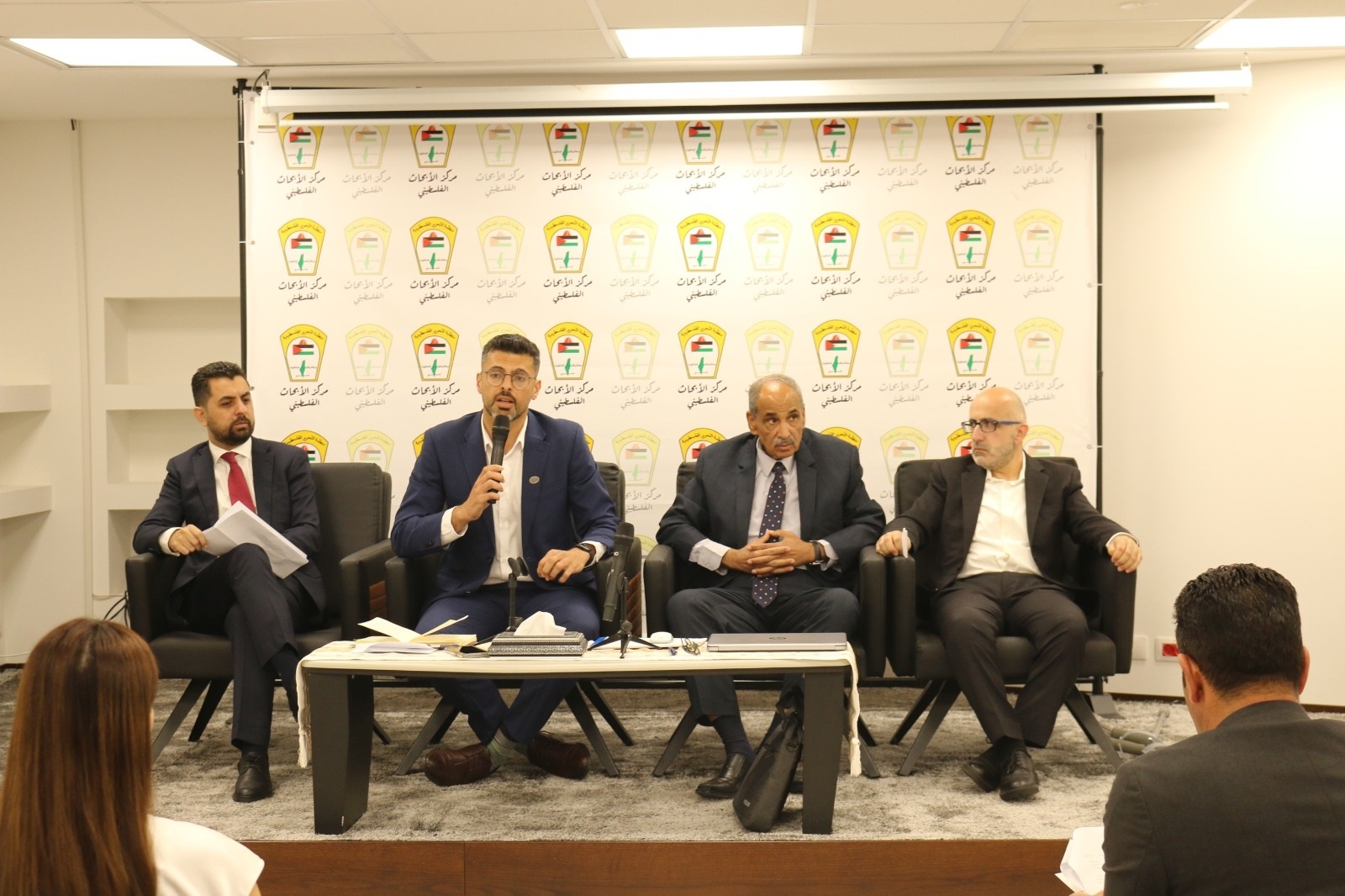 مركز الأبحاث الفلسطيني ينظم ندوة حول الخطط غير الفلسطينية لإعادة إعمار غزة