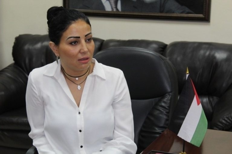 النضال الشعبي : تندد بإبعاد الاحتلال لمفتي القدس عن الأقصى