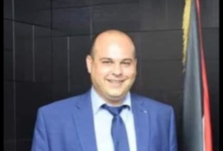 الامتياز مقابل الوطن: كيف يُفتت الاحتلال الوعي الفلسطيني عبر الطبقية والتصاريح؟ بقلم : د. عمر السلخي
