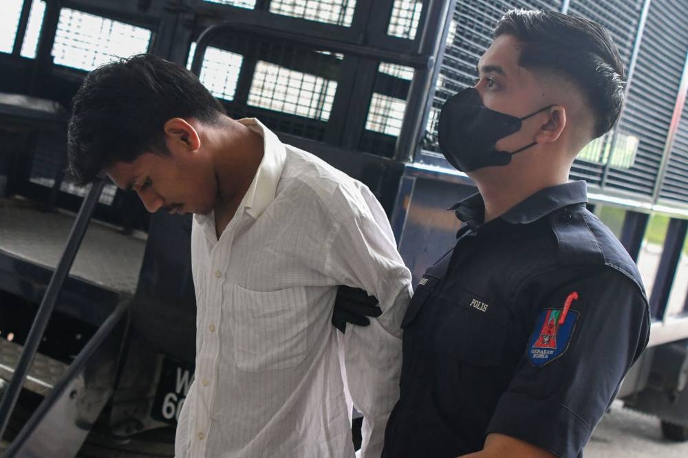 Two friends claim trial to robbing six convenient stores