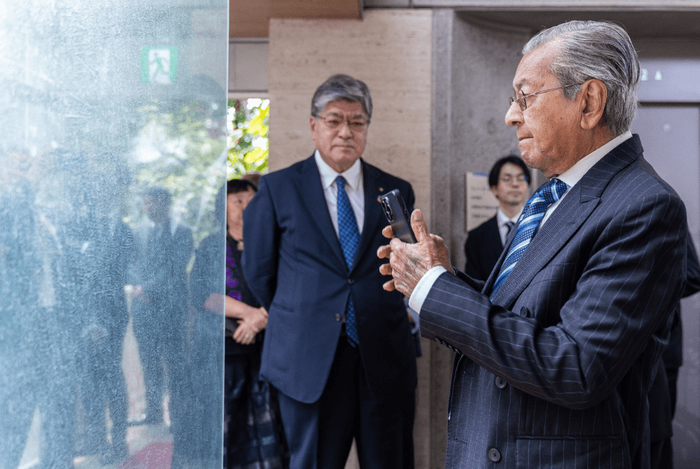 Dr Mahathir hints at final appearance at Nikkei forum after 30 years