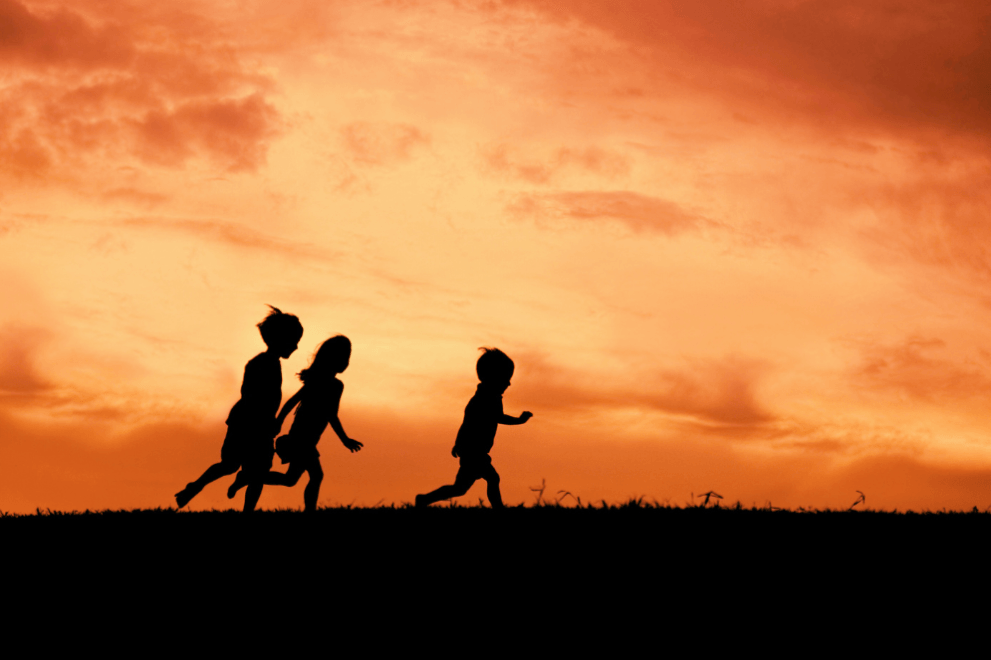 Social media fuelling 'devastating' kids' mental health crisis