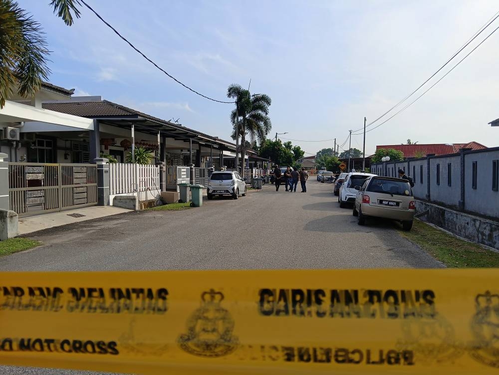 17-year-old remanded over murder of mother, brother