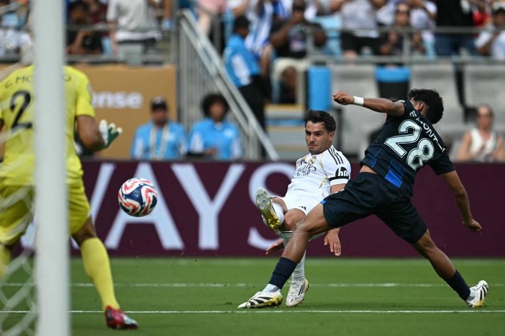Ten-man Real Madrid show class in Pachuca win