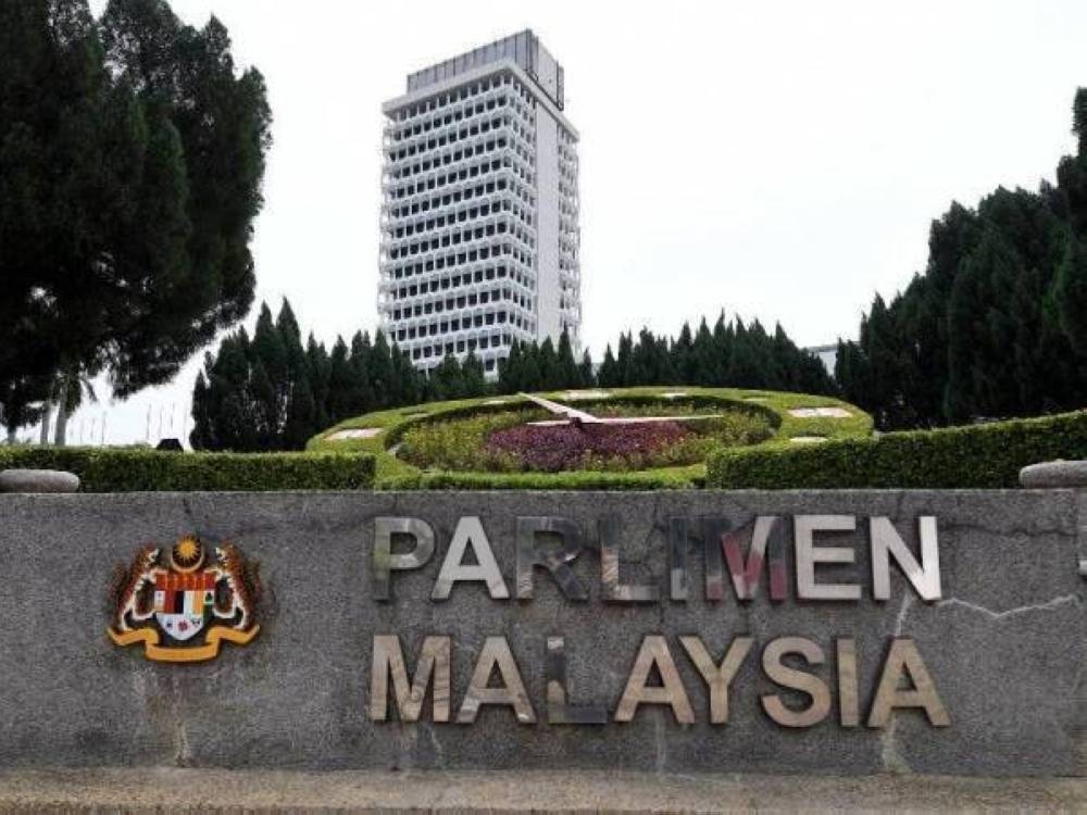 YouTuber from China fined RM800 for trespassing parliament grounds