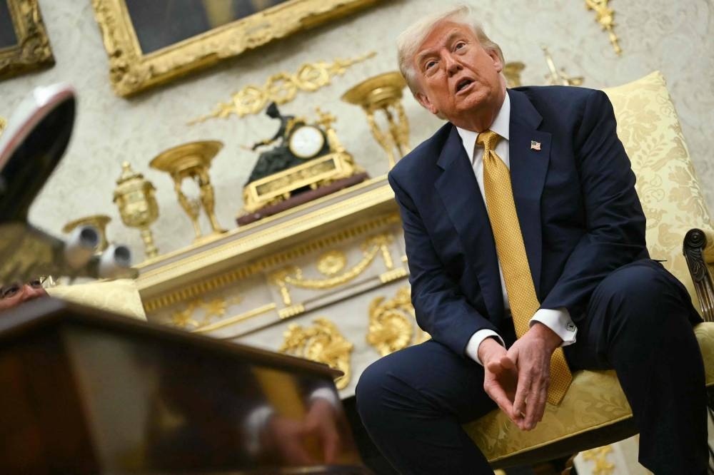 Trump diagnosed with vein issue after leg swelling and hand bruising