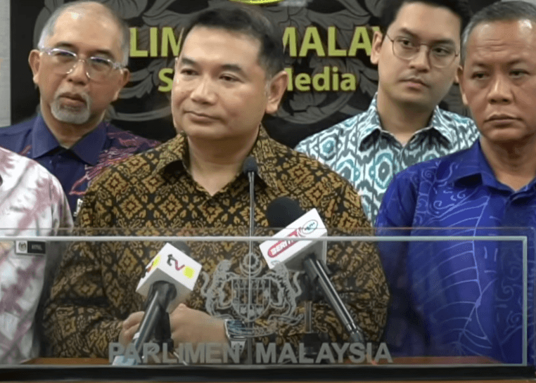 ‘Keep quiet or get AIDS' – Rafizi reveals chilling threat to family