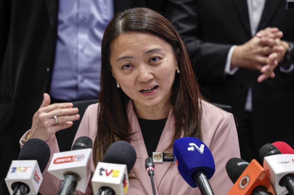Hannah Yeoh files bankruptcy notice against Kamarul Zaman for failing to pay over RM400,000 in damages
