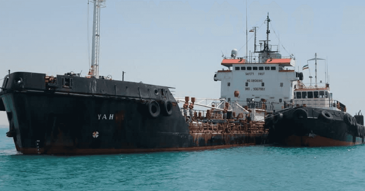 الحرس الثوري يحتجز ناقلتي نفط بتهمة تهريب الوقود