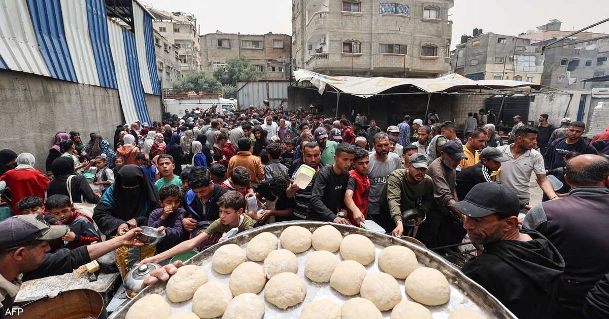 وزير إسرائيلي يطالب بتجويع سكان غزة لإجبارهم على الرحيل