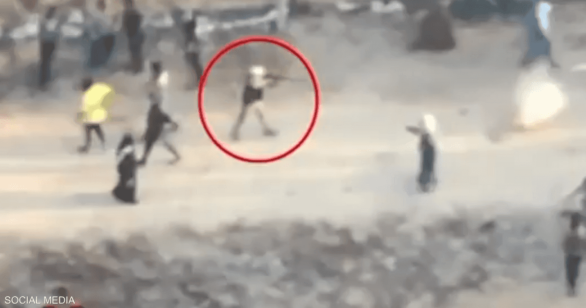 مشاهد درون ترصد لحظة مهاجمة سكان غزة أثناء استلام المساعدات