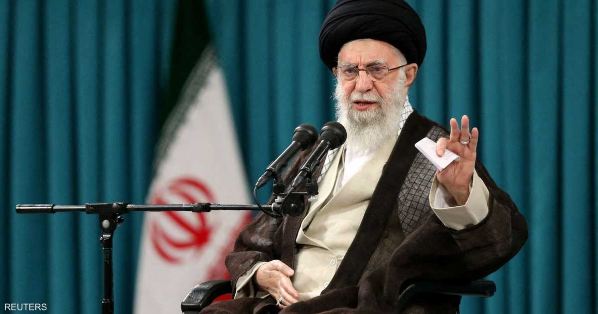 نيويورك تايمز: خامنئي في مخبأ سري والاتصال به برسائل مكتوبة