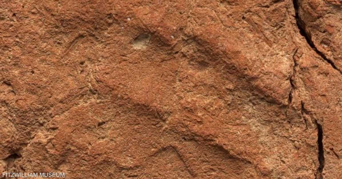 مصر.. اكتشاف بصمة يد عمرها 4 آلاف عام على أثر طيني