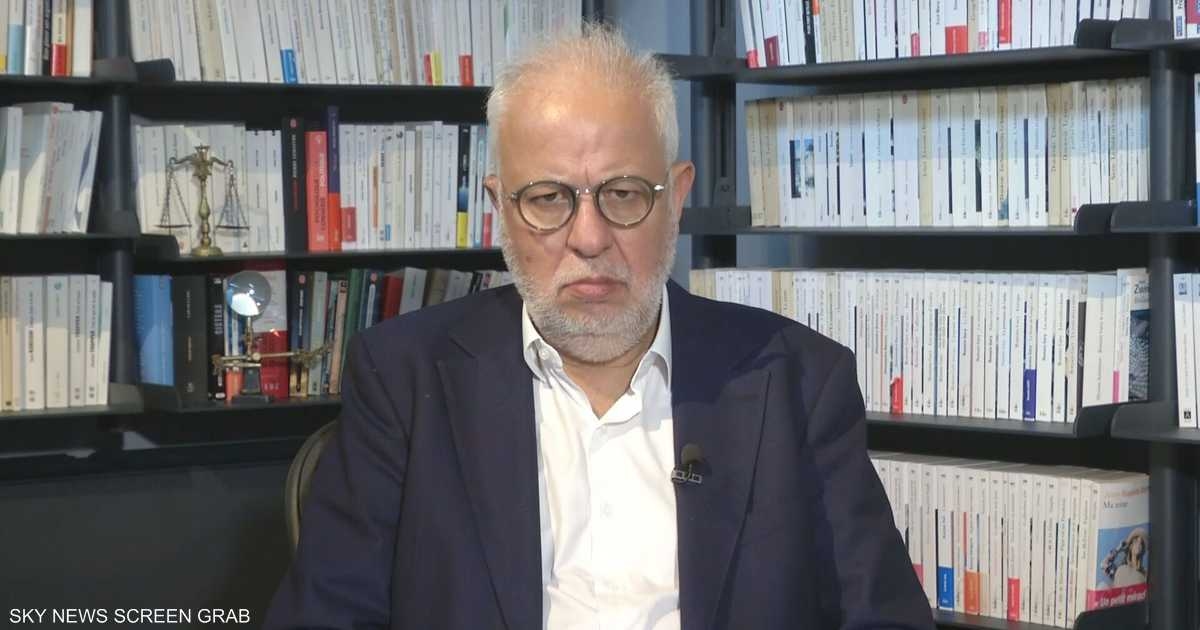 وزير عدل لبنان: حزب الله يناقض نفسه وسلاحه يعرقل بناء الدولة