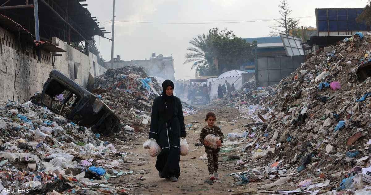 تحت وابل صواريخ إسرائيل.. نزوح جديد يفاقم مأساة غزة