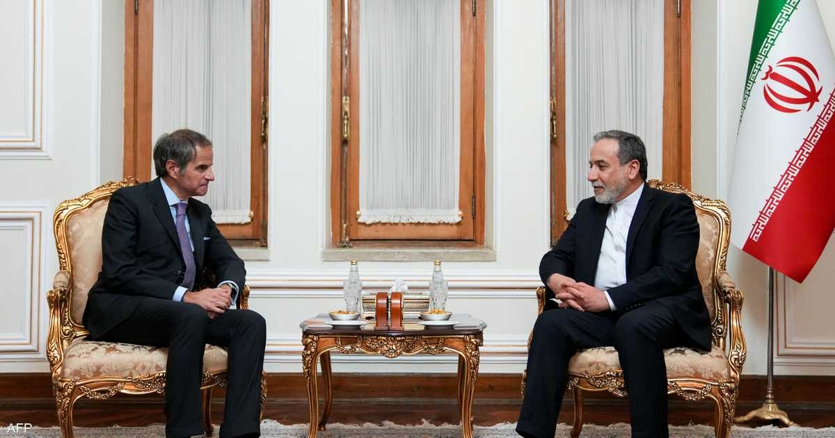 إيران.. بين طاولة التفاوض وميادين النفوذ