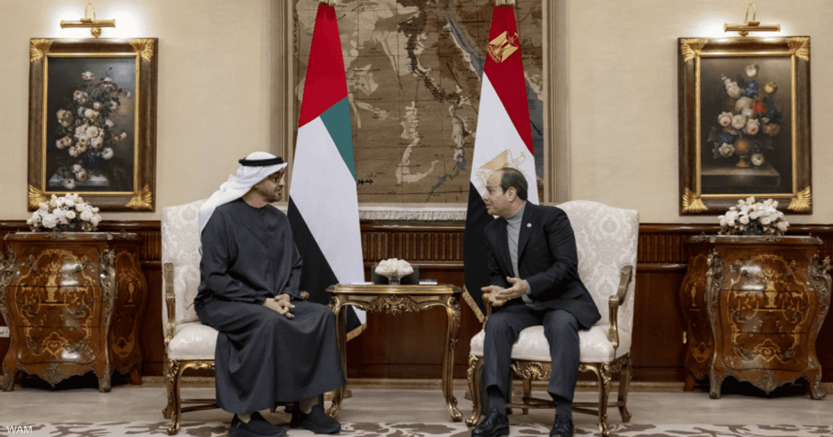 محمد بن زايد يستقبل السيسي في أبوظبي