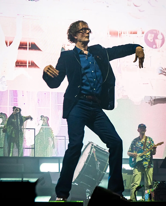 Jarvis Cocker still has the voice